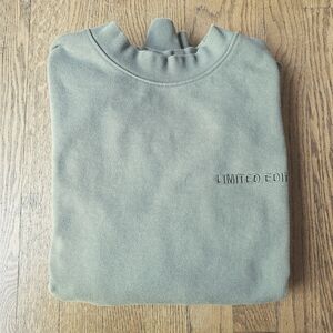 MAN boohoo Men's Crewneck Sweater in Olive Green Size S